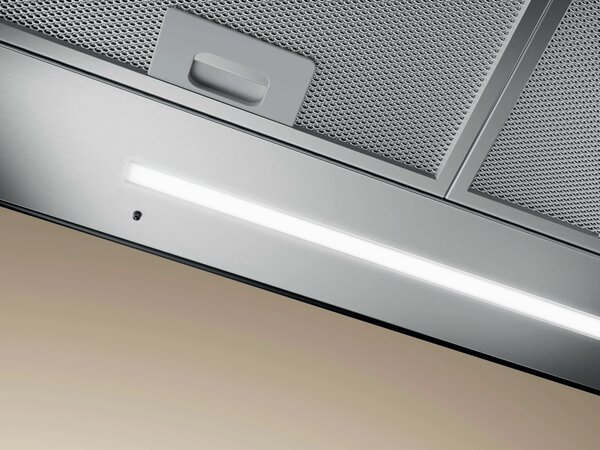Electrolux Cappa Cucina Aspirante a Parete Larghezza 90 cm Profondit 45 cm Classe A colore Acciaio Inox - LFT829X Serie 700 Breeze