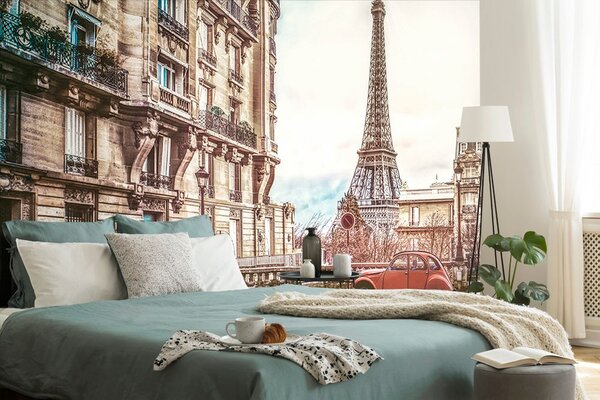Carta da parati – Vista sulla Torre Eiffel da una strada di Parigi