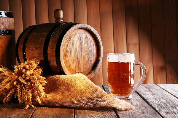 Carta da parati – Barile di birra