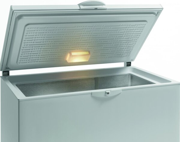 Indesit Congelatore a Pozzetto Orizzontale Capacit 315 Litri Classe E Capacit di congelamento 15 kg/24h Funzione Congelamento veloce - OS 2A 300 H