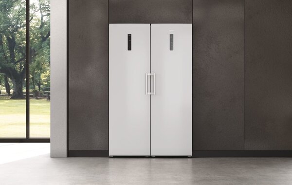 Haier Congelatore Verticale 330 Litri Classe E Capacit di Congelamento 21 kg/24h WiFi colore Bianco - H3F330WEH1 INSTASWITCH