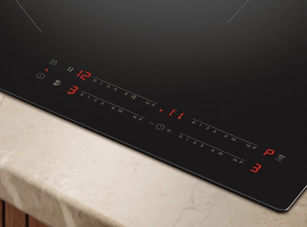 Electrolux Piano Cottura Induzione 4 Fuochi Larghezza 59 cm in Vetroceramica colore Nero - CIV63449CT