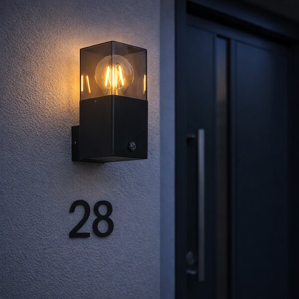 Lampada da parete per esterni nera IP44 con sensore crepuscolare - Denmark