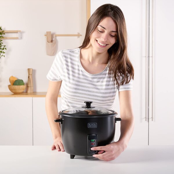 Black & Decker Cuociriso Cuoci riso risottiera Capacit 1.8 Litri Potenza 700 Watt - BXRC1800E