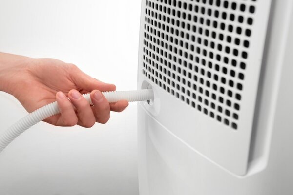 De Longhi Deumidificatore Capacit 2,1 Litri Capacit di Deumidificazione 12 Lt/24h colore Bianco - DEX212SF