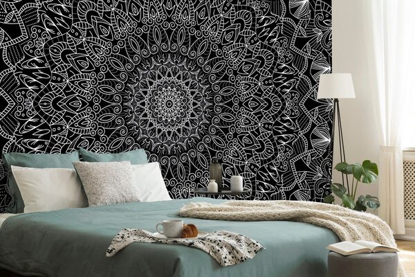 Carta da parati – Mandala ornamentale dettagliata in bianco e nero