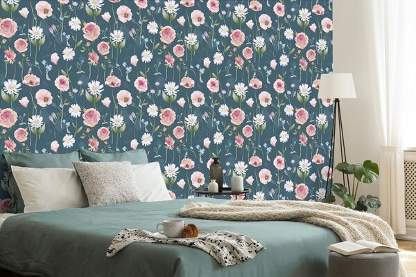 Carta da parati – Fiori romantici su sfondo blu