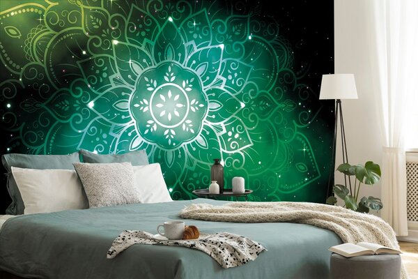 Carta da parati – Mandala verde con sfondo galattico