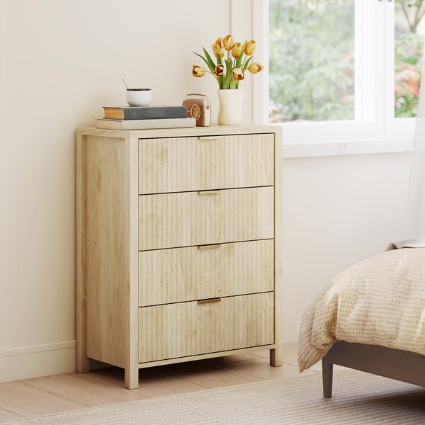 HOMCOM Cassettiera con 4 Cassetti Scanalati e Maniglie Dorate, 70x38x93 cm, Legno Naturale | Aosom Italy
