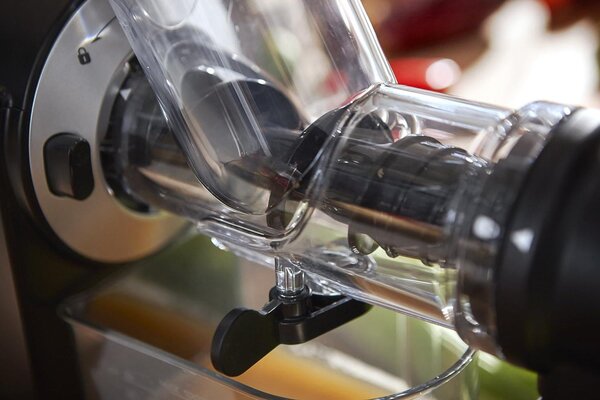 Philips Estrattore di Succo Frutta e Verdura Potenza 150 watt Capacit 1 litro colore Grigio - HR1889/70 Viva Collection