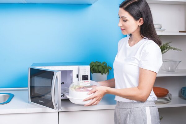 Candy Forno Microonde Combinato con Grill Capacit 22 Litri Potenza 800 Watt colore Inox - CMXG22DSST