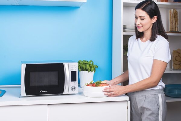 Candy Forno Microonde Combinato con Grill Capacit 22 Litri Potenza 800 Watt colore Inox - CMXG22DSST