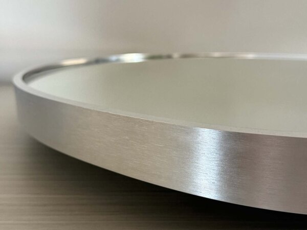 Specchio con cornice B22