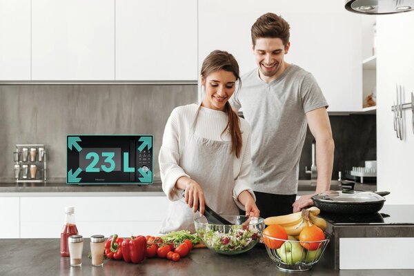 Hisense Forno Microonde Combinato con Grill Capacit 23 Litri Potenza 800 Watt con Timer colore Nero - H23MOBSD1HG