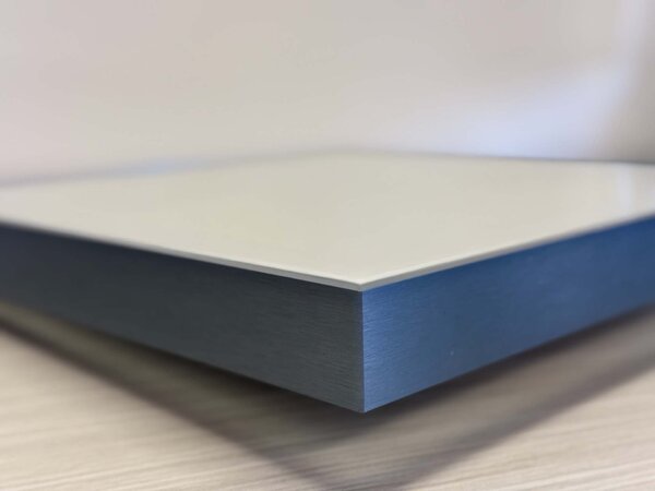 Specchio con cornice B18