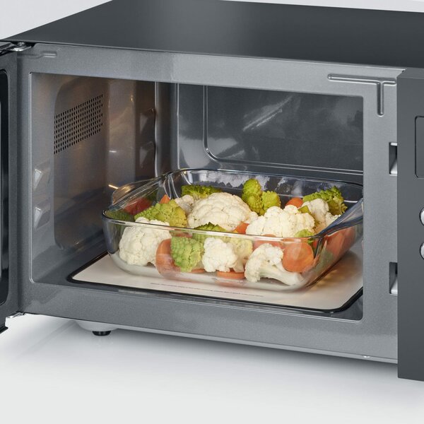 Severin Forno Microonde Combinato con Grill Capacit 25 Litri Potenza 900 Watt Funzione Scongelamento colore Nero / Inox - MW 7763