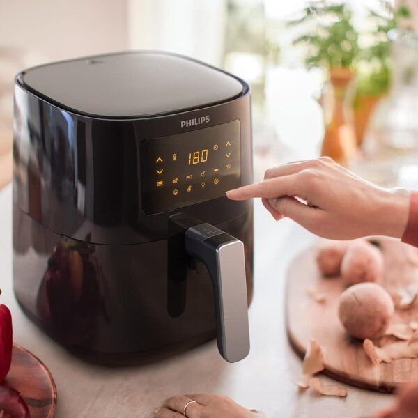 Philips Friggitrice ad Aria Capacit 4 Litri Potenza 1400 Watt colore Nero - HD9252/70 Essential