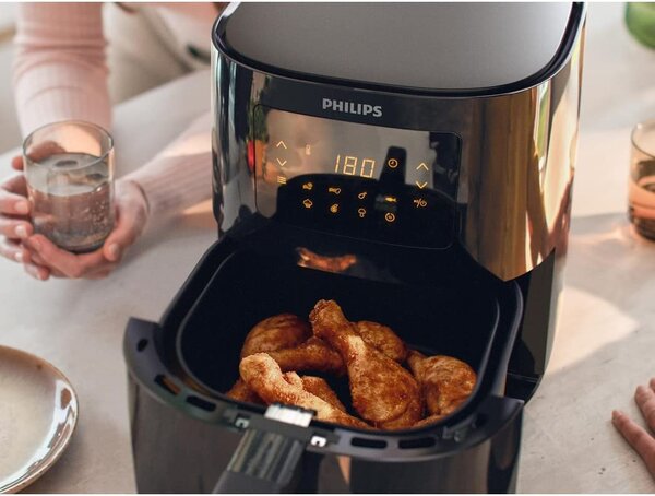 Philips Friggitrice ad Aria Capacit 4 Litri Potenza 1400 Watt colore Nero - HD9252/70 Essential