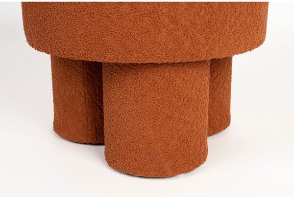 Poggiapiedi color mattone con rivestimento in bouclé Marcos – White Label