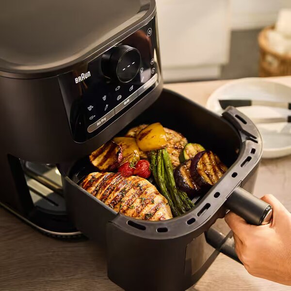 Braun Friggitrice ad Aria MultiFry 5 3 in 1 Capacit 6 Litri Potenza 2000 Watt Tecnologia RealOven Tec colore Nero - HF 5075I