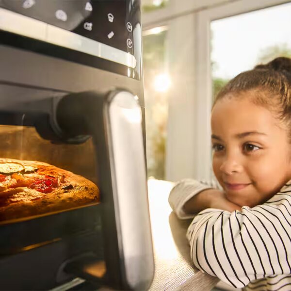 Braun Friggitrice ad Aria MultiFry 5 3 in 1 Capacit 6 Litri Potenza 2000 Watt Tecnologia RealOven Tec colore Nero - HF 5075I