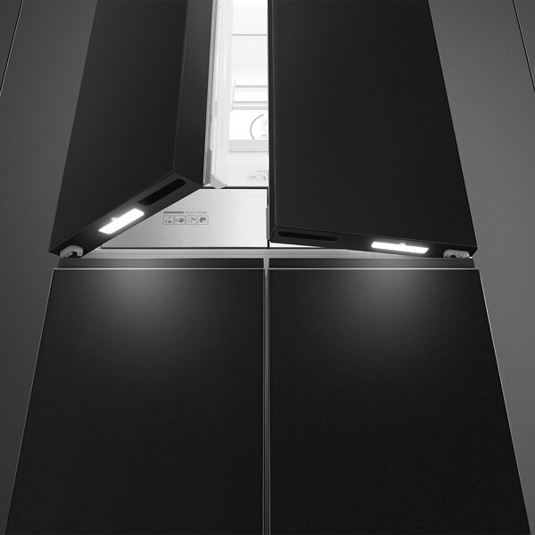 Smeg Frigorifero Americano Side by Side Capacit 522 Litri Classe energetica D Raffreddamento No Frost colore Nero - FQI60KD
