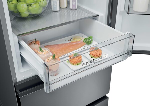 Haier Frigorifero Combinato 3 Porte Capacit 360 Litri Classe energetica C Raffreddamento No Frost colore Argento - HTR3618CNMG 3D 60 Serie 3