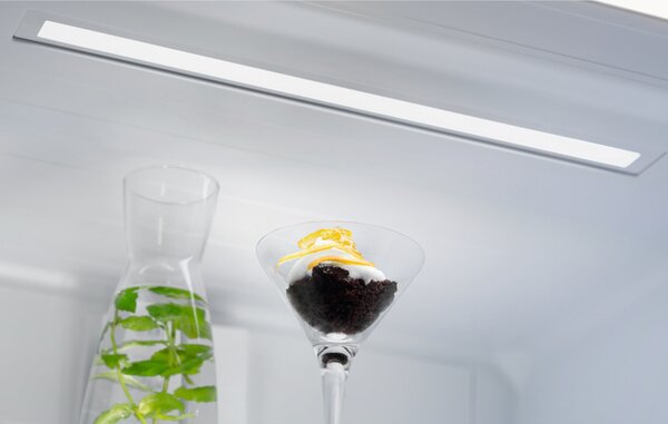 Electrolux Frigorifero Combinato 481 Litri Classe E Total No Frost colore Inox Serie 600 TwinTech - LNT6ME46X3
