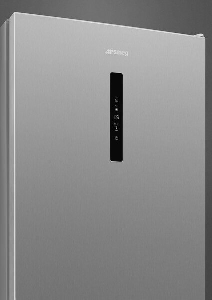 Smeg Frigorifero Combinato Capacit 300 Litri Classe energetica E Raffreddamento No Frost colore Inox - RC18XDNE