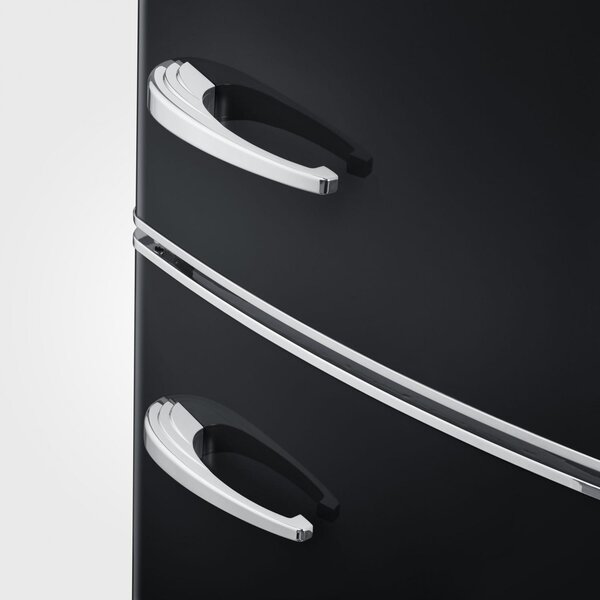 Severin Frigorifero Combinato Capacit 315 litri Classe E Raffreddamento No Frost colore Nero - RKG8998