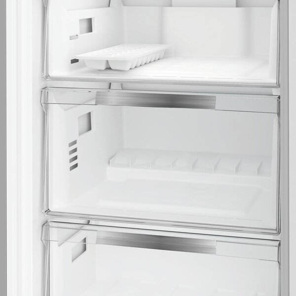 Hotpoint Ariston Frigorifero Combinato Capacit 355 Litri Classe energetica B Raffreddamento No Frost colore Acciaio Inox - HP1K 25402 XP7E