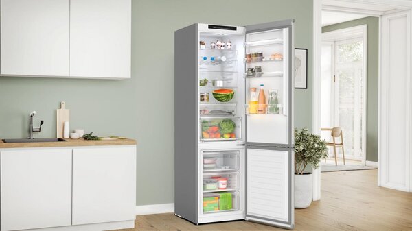 Bosch Frigorifero Combinato Capacit 363 Litri Classe energetica A Raffreddamento No Frost colore Acciaio Inox - KGN392I1F Serie 4