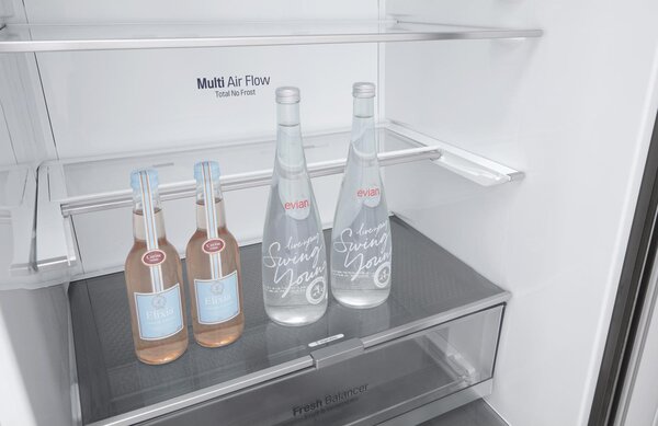 Lg Frigorifero Combinato Capacit 462 Litri Classe energetica E Raffreddamento No Frost colore Sabbia - GBB567SECMN