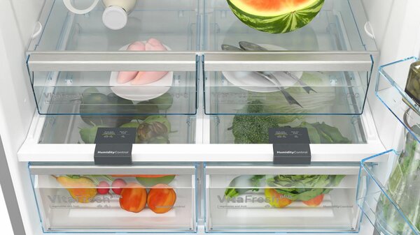 Bosch Frigorifero Combinato Capacit 631 Litri Classe energetica E Raffreddamento No Frost colore Acciaio Inox - KGN86VIEA Serie 4