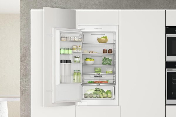 Whirlpool Frigorifero Combinato da Incasso No Frost Classe E Capacit 250 Litri - WHC18 T122