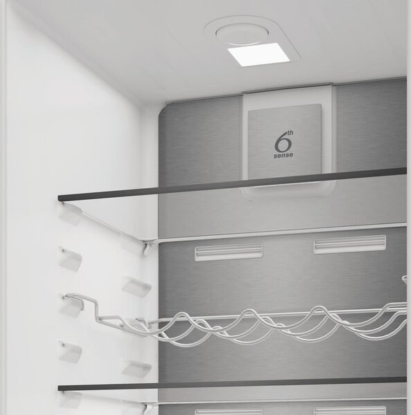 Whirlpool Frigorifero da Incasso Combinato 284 Litri Classe E Total No Frost - WHKN 3283 B4E