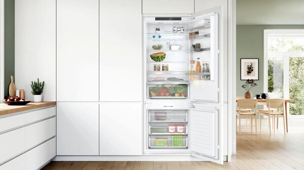 Bosch Frigorifero da Incasso Combinato 381 Litri Classe D No Frost Serie 6 - KBN96ADD0