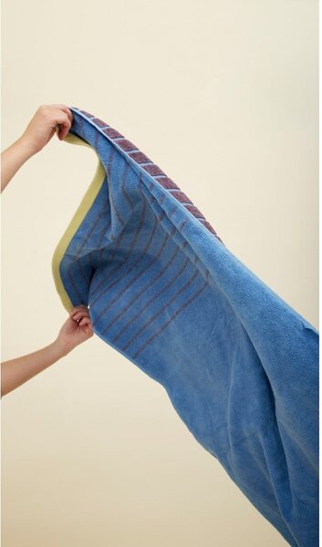 Asciugamano in cotone blu e viola Dora, 50 x 100 cm - Hübsch