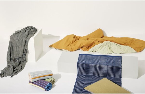 Asciugamano in cotone blu e viola Dora, 50 x 100 cm - Hübsch