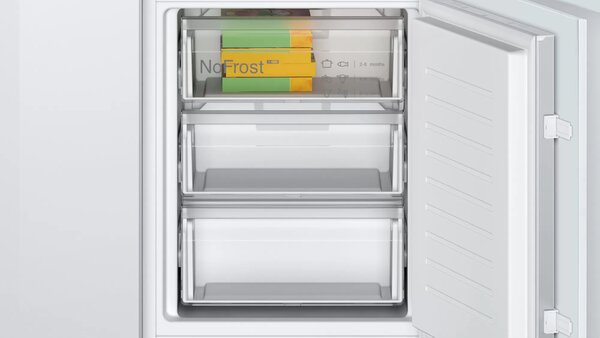 Bosch Frigorifero da Incasso Combinato Capacit 184 litri Classe energetica E Raffreddamento Statico e Congelatore No Frost - KIN865SE0 Serie 2