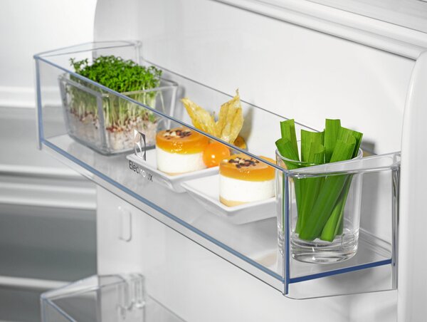 Electrolux Frigorifero da Incasso Combinato Capacit 249 Litri Classe energetica D Raffreddamento No Frost colore Bianco - ENT6MD18S3