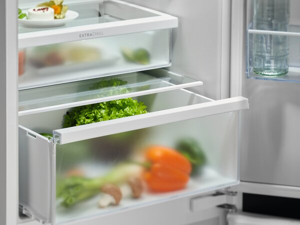 Electrolux Frigorifero da Incasso Combinato Capacit 249 Litri Classe energetica D Raffreddamento No Frost colore Bianco - ENT6MD18S3