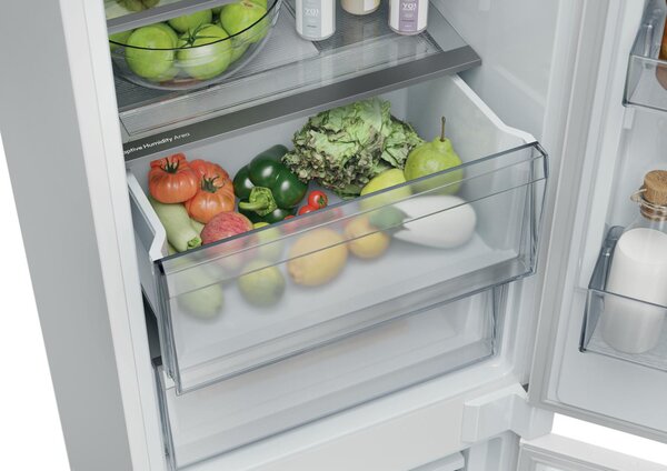 Candy Frigorifero da Incasso Combinato Capacit 251 Litri Classe energetica E Raffreddamento No Frost colore Bianco - CNBQT3518E