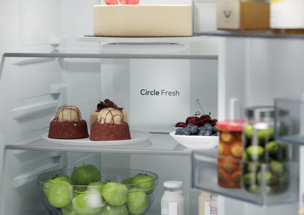 Candy Frigorifero da Incasso Combinato Capacit 251 Litri Classe energetica E Raffreddamento No Frost colore Bianco - CNBQT3518E