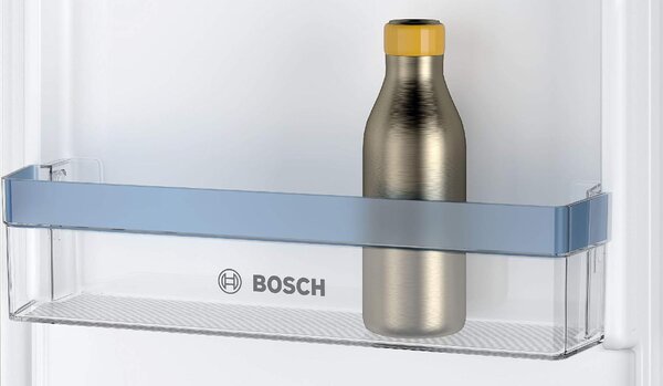 Bosch Frigorifero da Incasso Combinato Capacit 260 Litri Classe energetica E No Frost - Serie 4 KIN86VSE0
