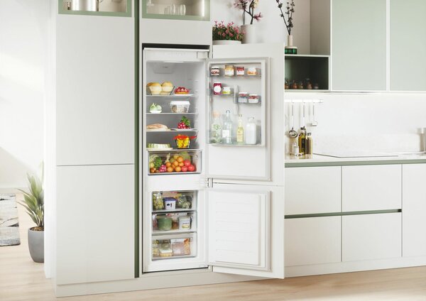 Candy Frigorifero da Incasso Combinato Capacit 263 Litri Classe Energetica E Raffreddamento Statico - 34901631