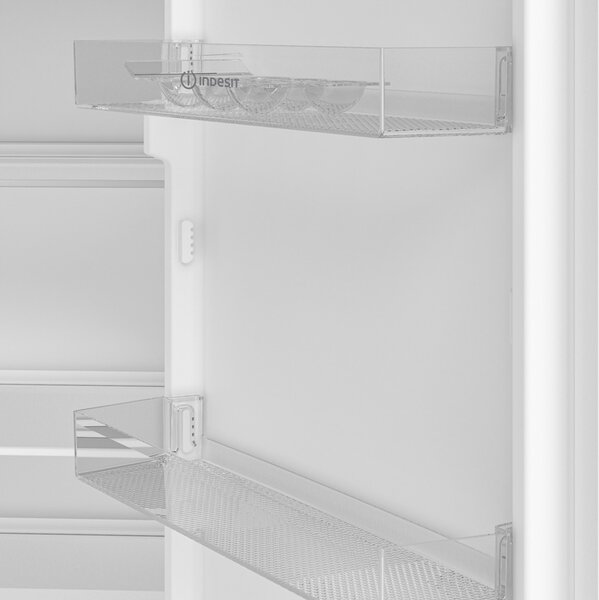 Indesit Frigorifero da Incasso Combinato Capacit 262 Litri Classe energetica E Raffreddamento No Frost colore Bianco - KINH 1271 B4E