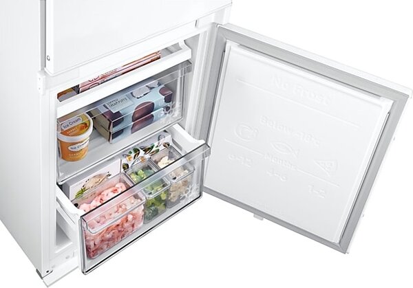 Samsung Frigorifero da Incasso Combinato Capacit 264 Litri Classe energetica D Raffreddamento No Frost F1rst 60 AI colore Bianco - BRB80F26BDS0EF