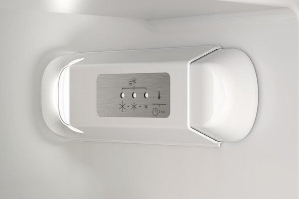 Hotpoint Ariston Frigorifero da Incasso Combinato Capacit 266 Litri Classe energetica D Raffreddamento Statico colore Bianco - HAC18D011C2