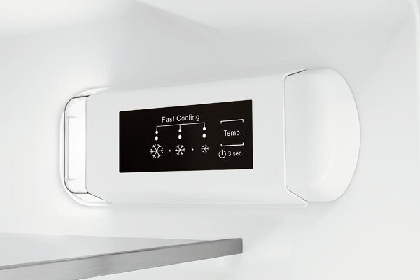 Hotpoint Ariston Frigorifero da Incasso Combinato Capacit 273 Litri Classe energetica E Raffreddamento Statico - BCB 70301 E